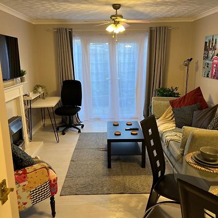 Cosy Corner - 2 Beds, Free Parking, Next To Southampton General Hospitalヴィラ エクステリア 写真