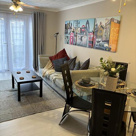 Cosy Corner - 2 Beds, Free Parking, Next To Southampton General Hospitalヴィラ エクステリア 写真